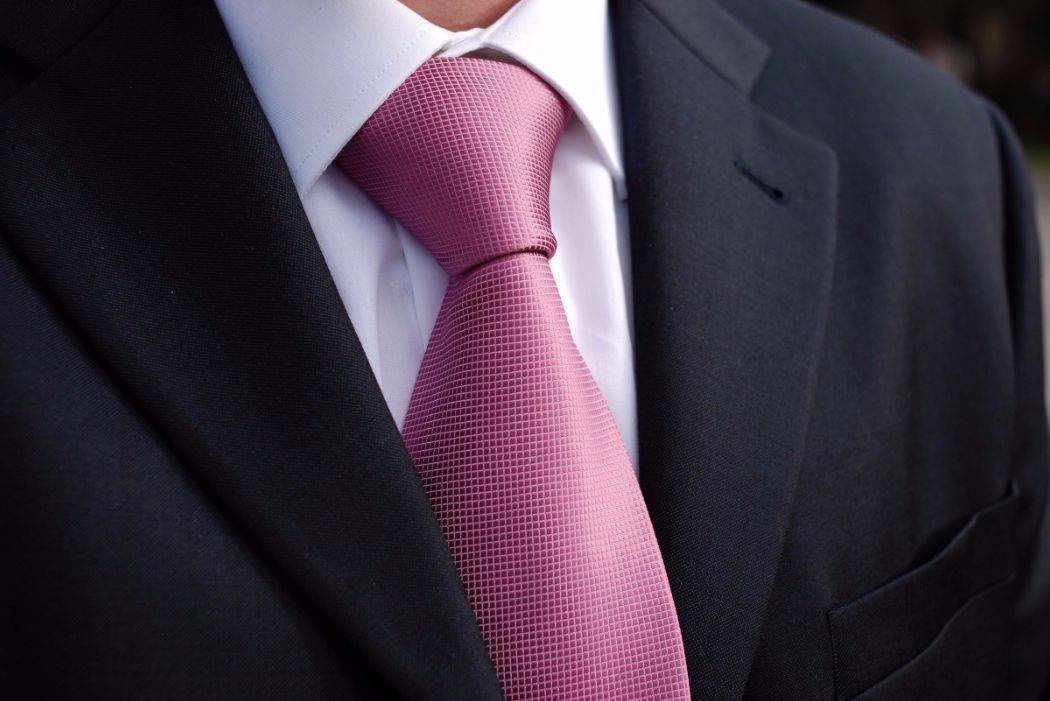 领带怎么选（领带材料什么是最好） 第3张