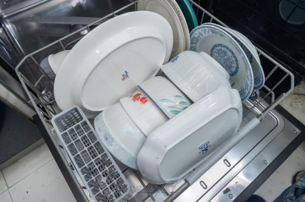 海尔台式洗碗机使用说明（海尔洗碗机的使用方法） 第8张