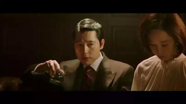 类似霜花店的电影,2017韩国最牛犯罪片霜花店男主又一部力作 第28张